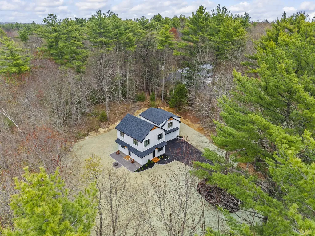 466 Lebanon Road North Berwick ME 03906