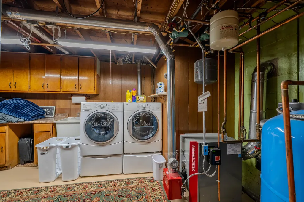 25 Arbor Drive Veazie ME 04401
