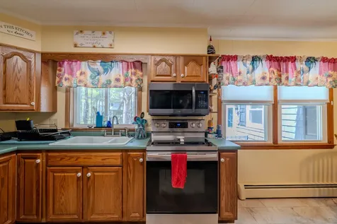 25 Arbor Drive Veazie ME 04401