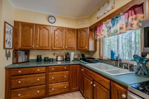 25 Arbor Drive Veazie ME 04401