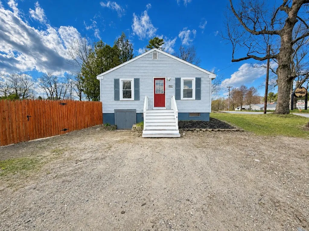 402 Roosevelt Trail Windham ME 04062