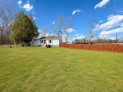 402 Roosevelt Trail Windham ME 04062