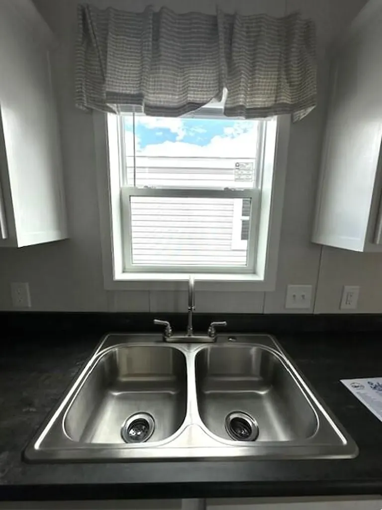 19 Bartlett Street Fairfield ME 04937