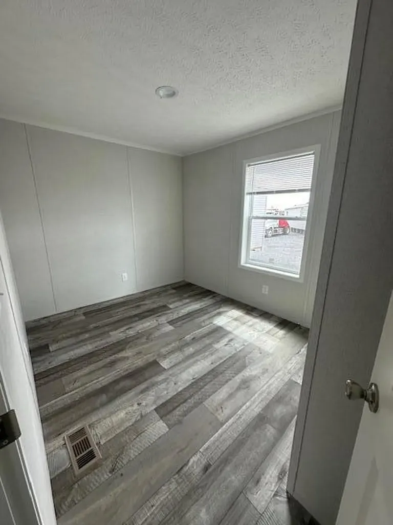 19 Bartlett Street Fairfield ME 04937