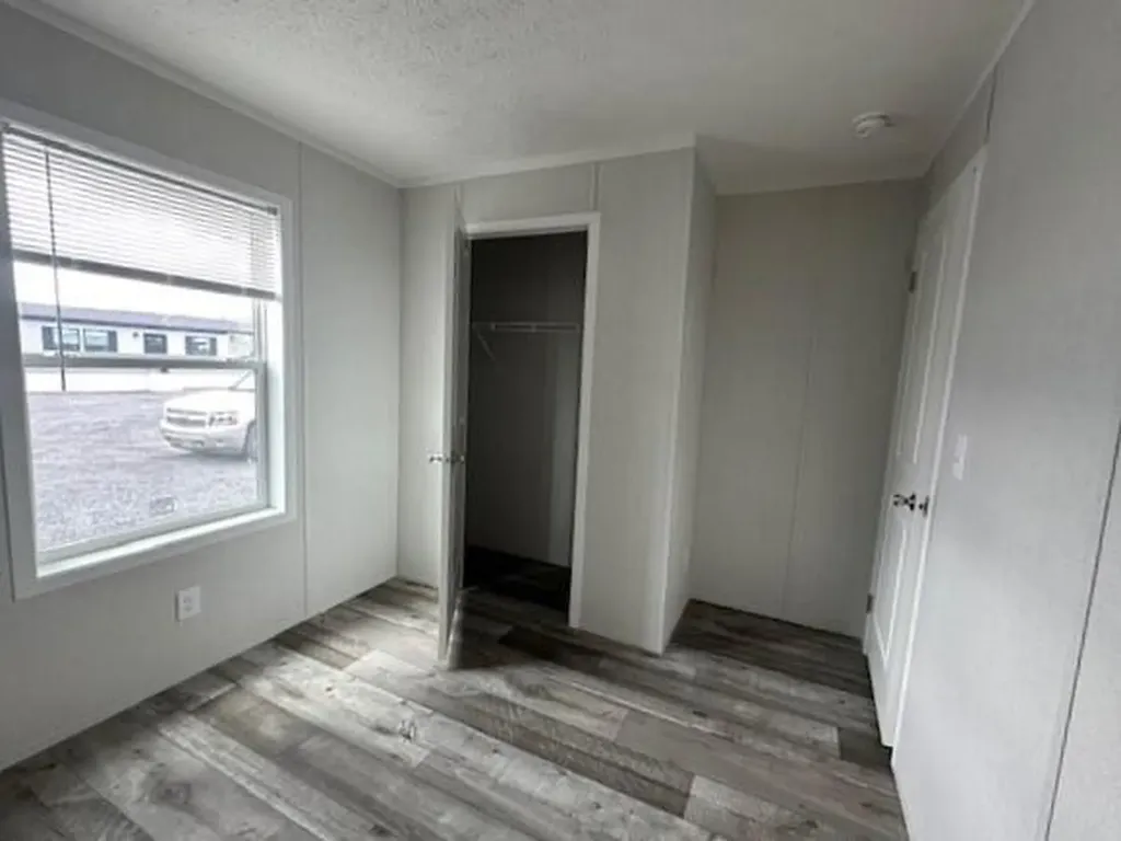 19 Bartlett Street Fairfield ME 04937