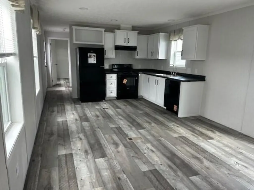 19 Bartlett Street Fairfield ME 04937