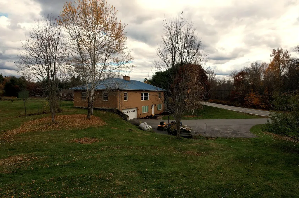448 Hunnewell Avenue Pittsfield ME 04967