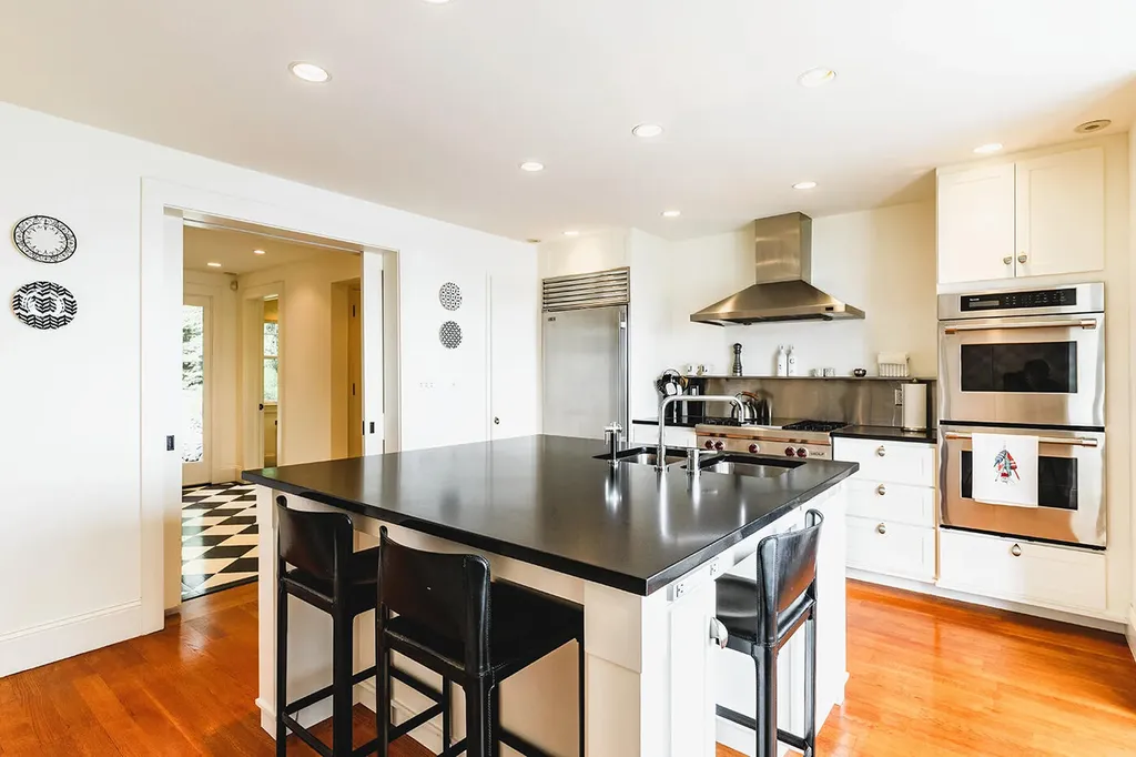 217 Roaring Spout Road Saint George ME 04860