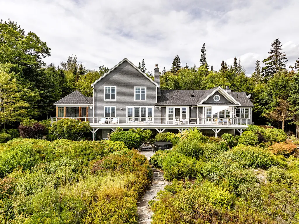 217 Roaring Spout Road Saint George ME 04860