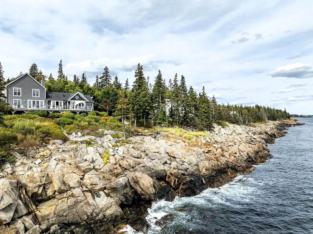 217 Roaring Spout Road Saint George ME 04860