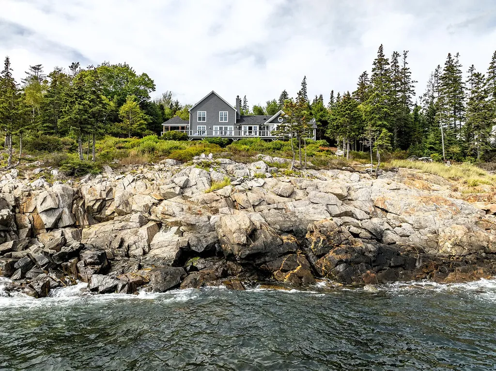 217 Roaring Spout Road Saint George ME 04860