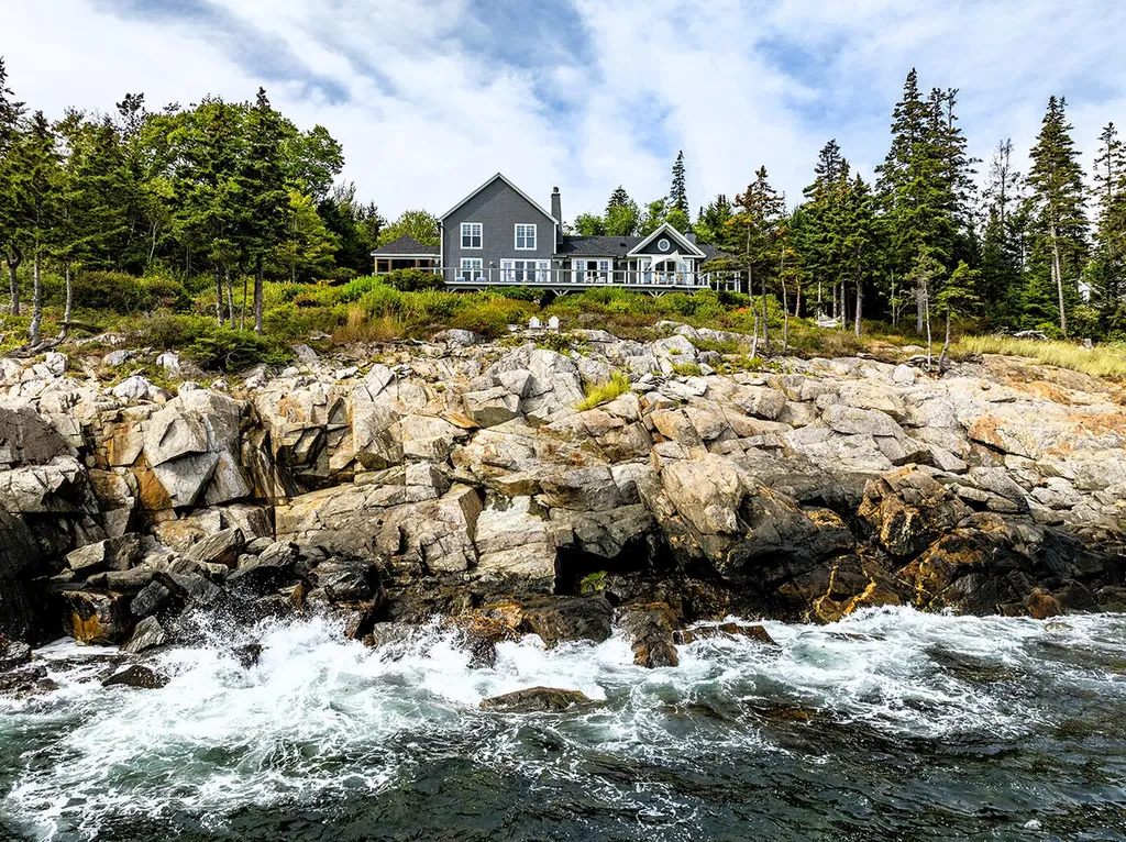 217 Roaring Spout Road Saint George ME 04860