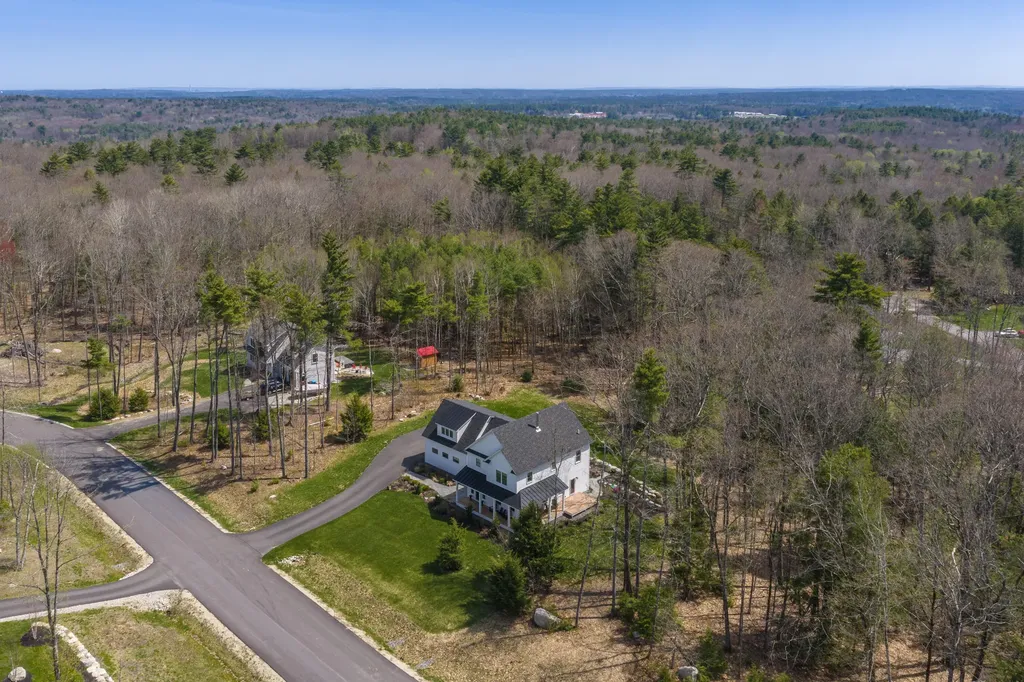46 Cortland Court Cumberland ME 04021