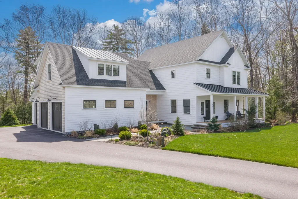 46 Cortland Court Cumberland ME 04021