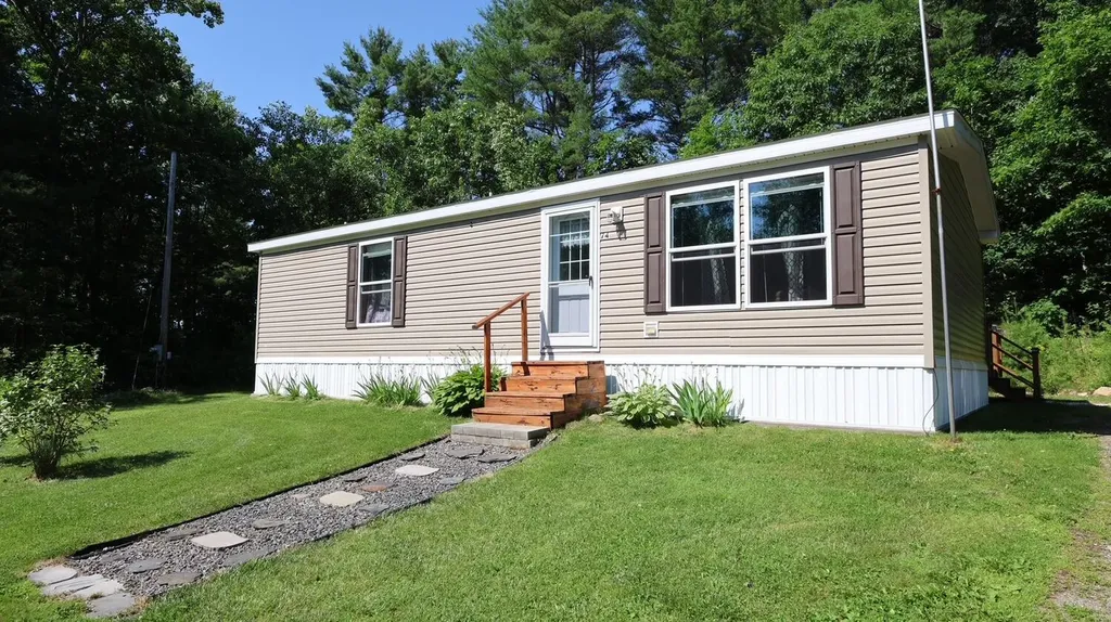 74 Turner Drive Pittston ME 04345