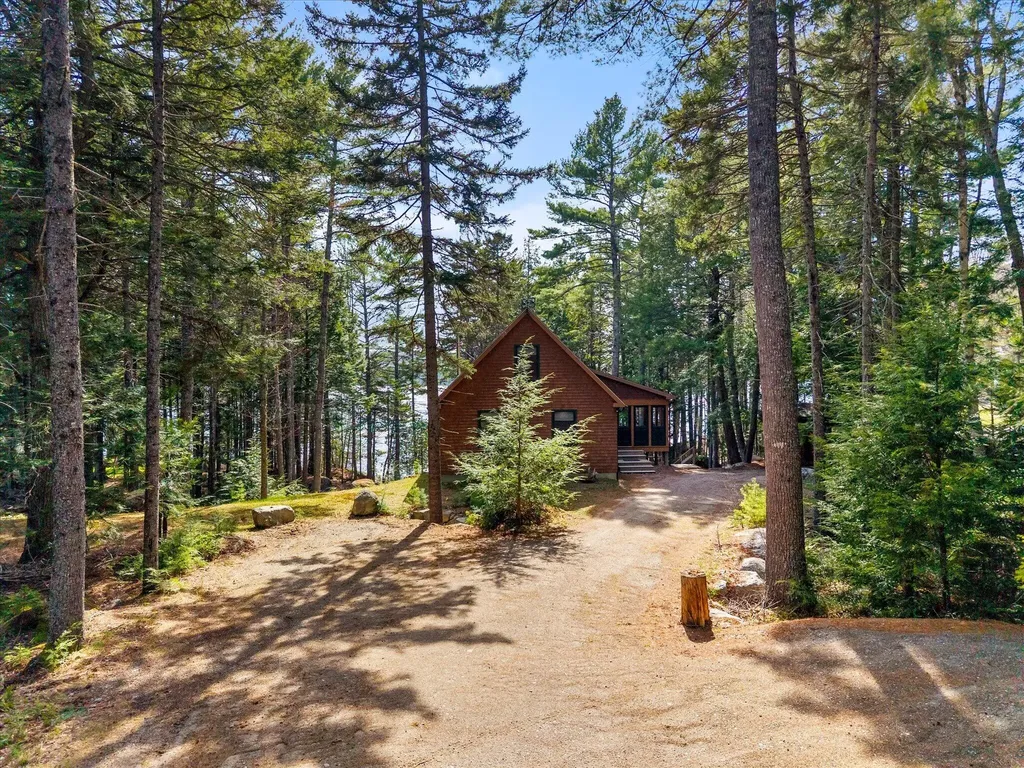 186 Long Point Way Orland ME 04472
