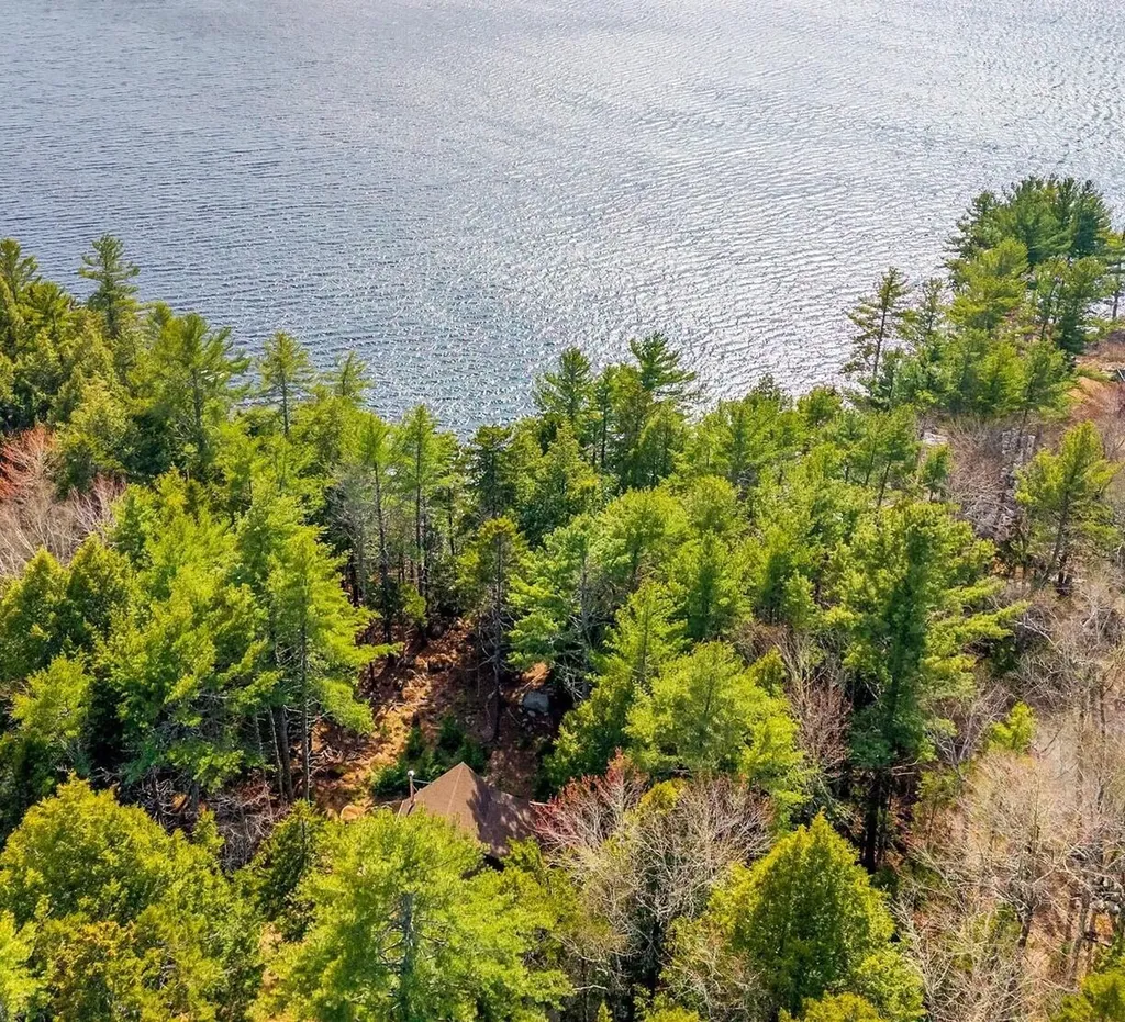 186 Long Point Way Orland ME 04472