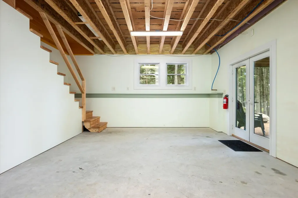 186 Long Point Way Orland ME 04472