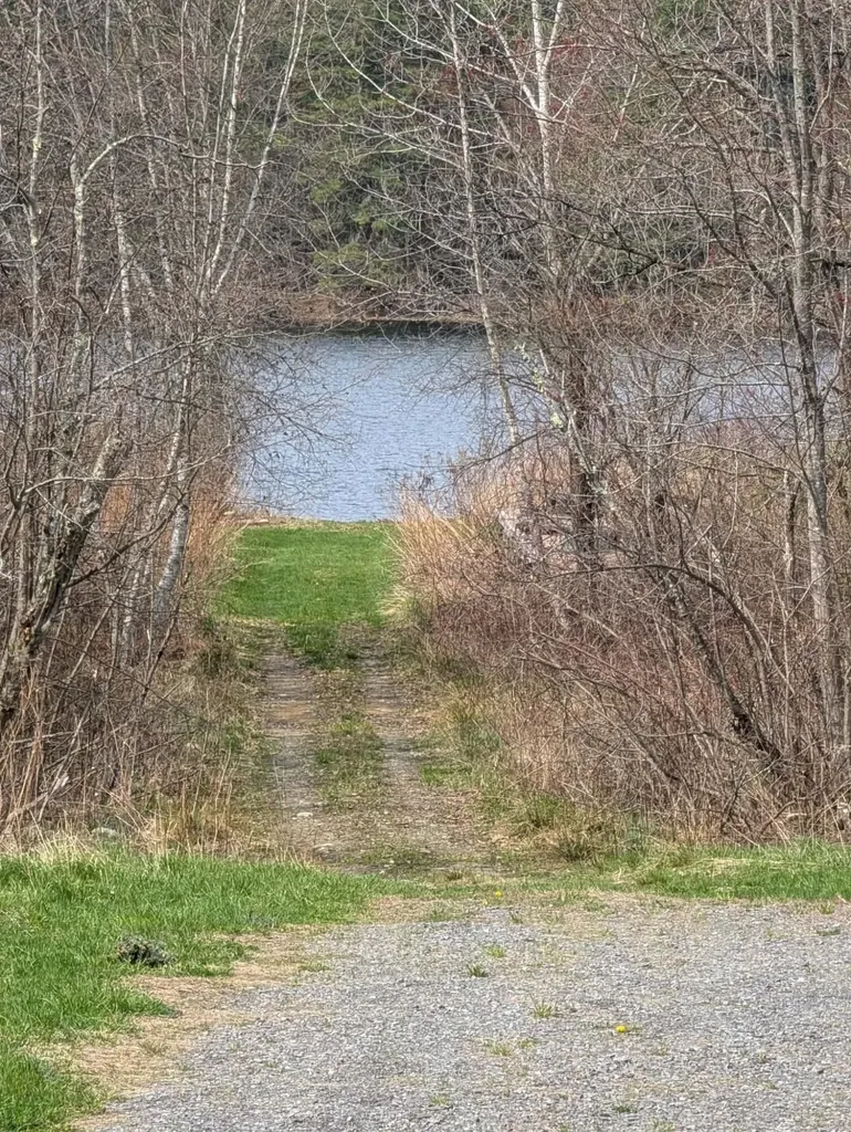 694 River Road Leeds ME 04263