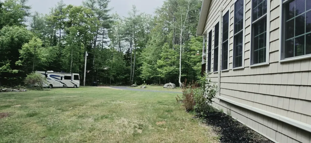 694 River Road Leeds ME 04263