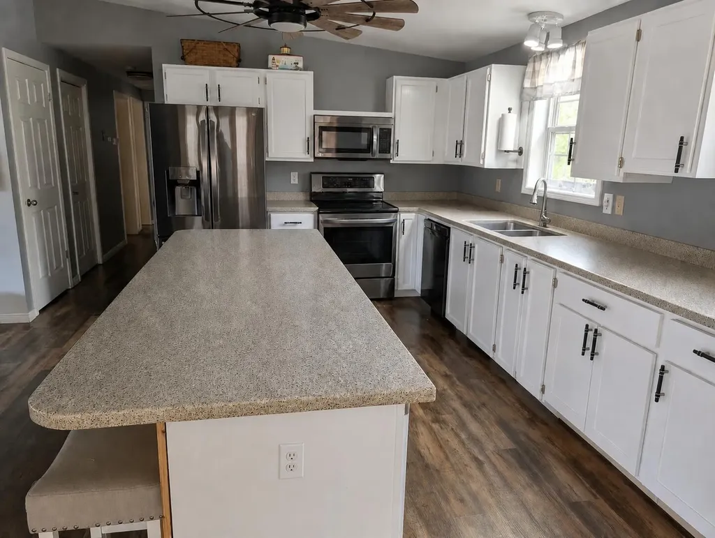 694 River Road Leeds ME 04263