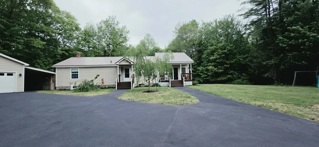 694 River Road Leeds ME 04263
