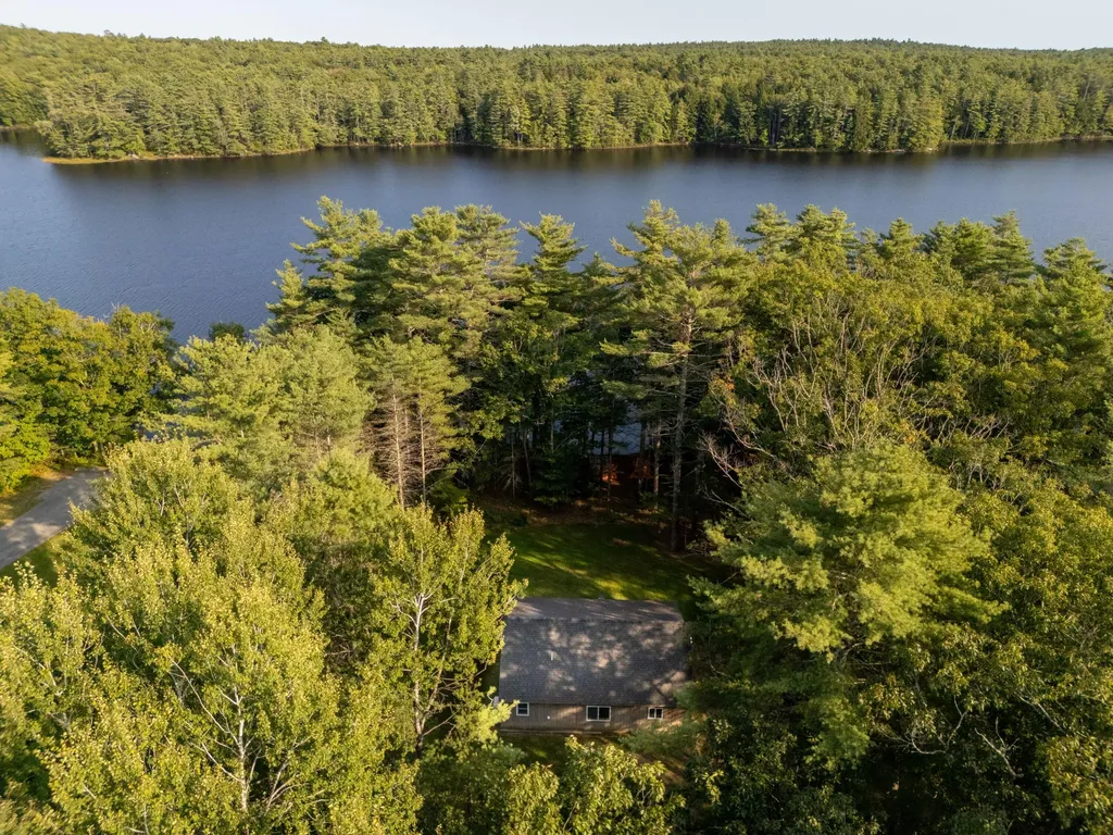 320 Hinks Road Jefferson ME 04348