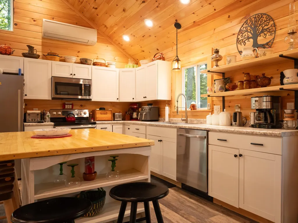 320 Hinks Road Jefferson ME 04348