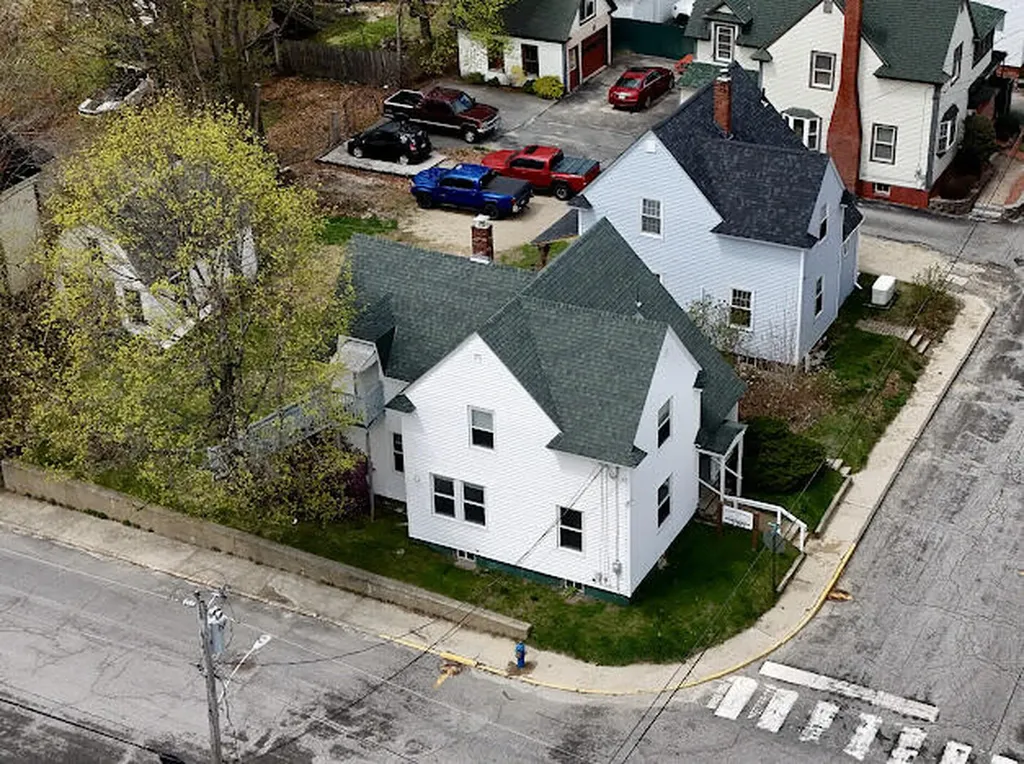 201 Knox Street Rumford ME 04276