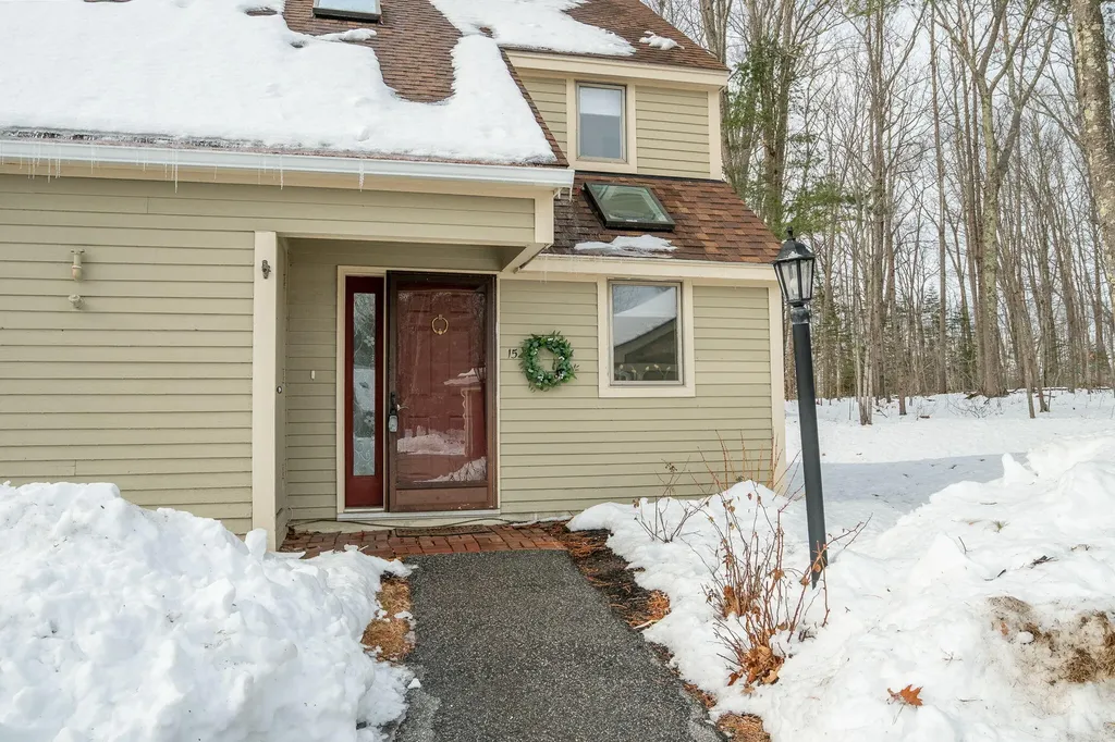 15 Linwood Road Freeport ME 04032