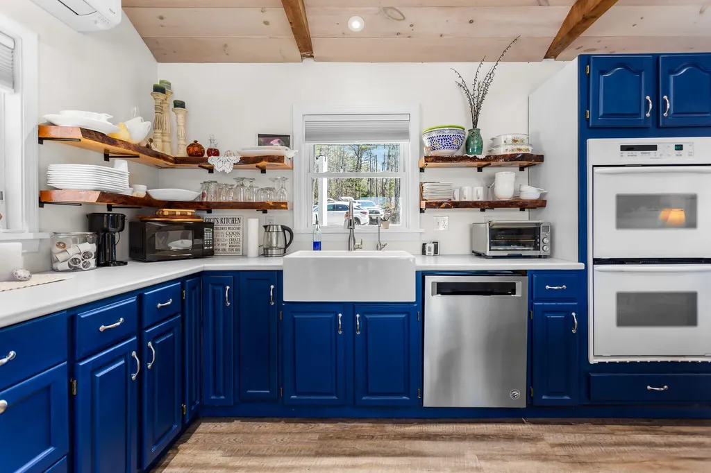 53 Birch Point Circle Beddington ME 04622