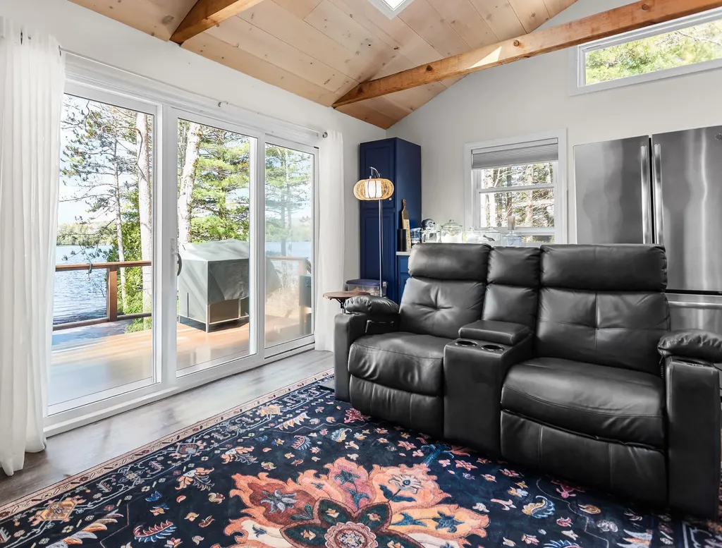 53 Birch Point Circle Beddington ME 04622