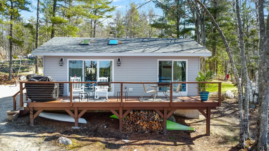 53 Birch Point Circle Beddington ME 04622