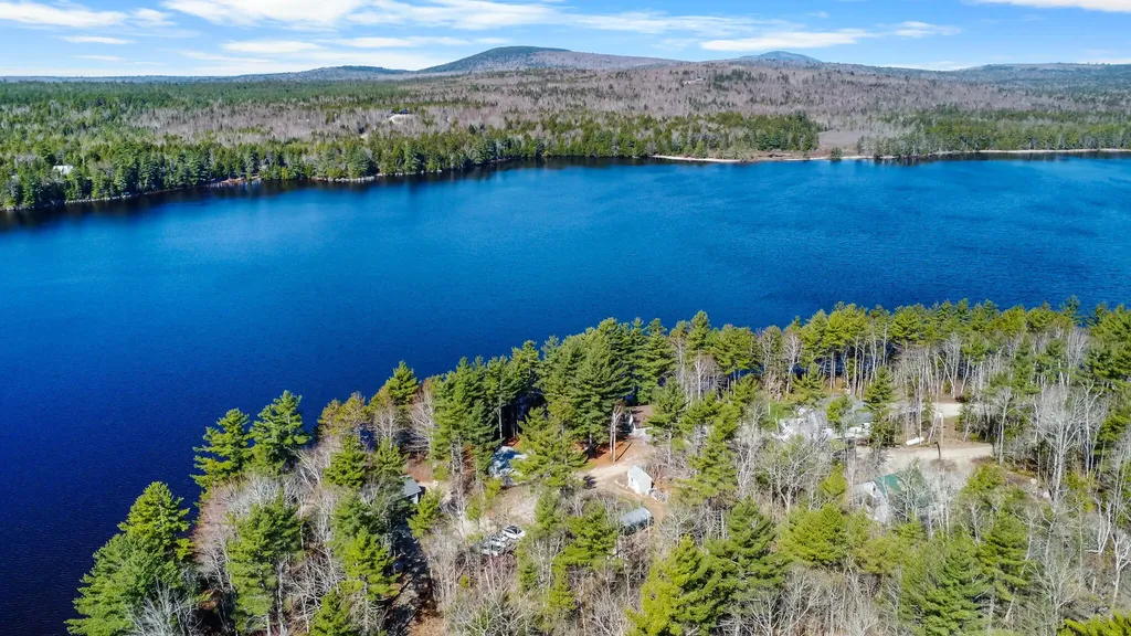 53 Birch Point Circle Beddington ME 04622