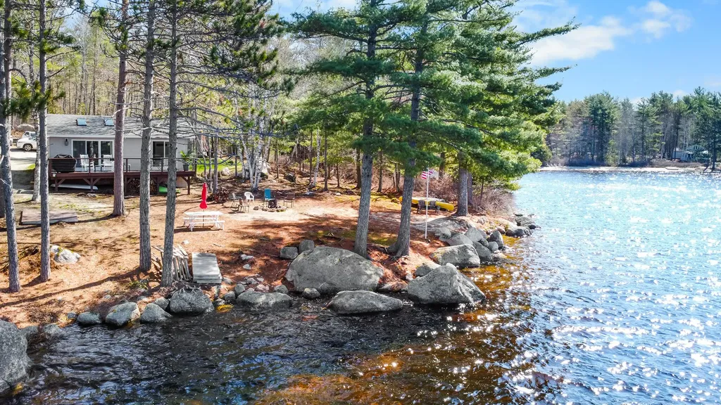 53 Birch Point Circle Beddington ME 04622