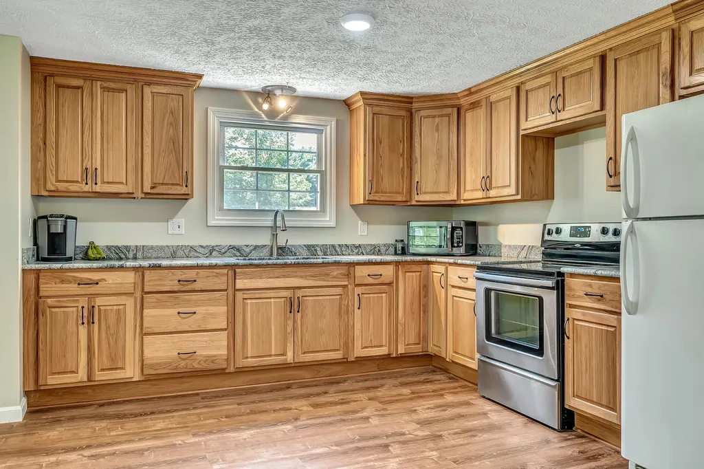 41 Longley Road Greene ME 04236