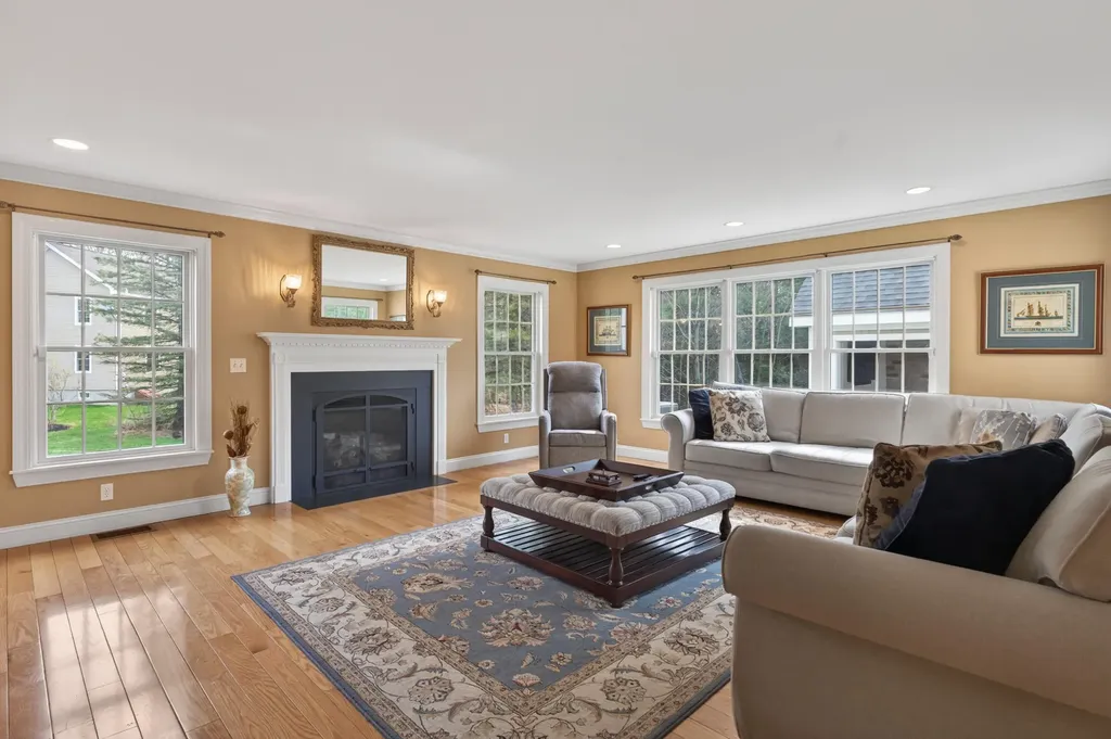 18 Laurel Ridge Road Scarborough ME 04074