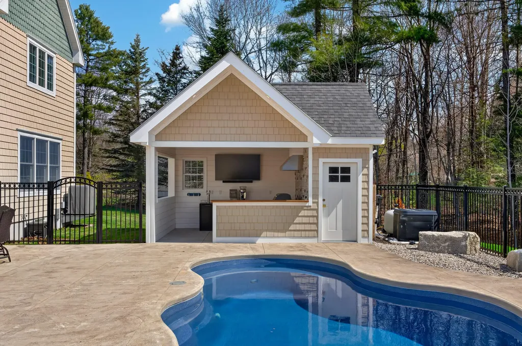 18 Laurel Ridge Road Scarborough ME 04074