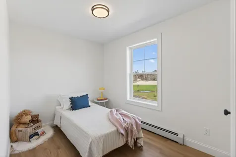 12 Feldspar Lane Cumberland ME 04021
