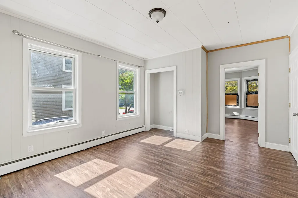 174 Bartlett Street Lewiston ME 04240
