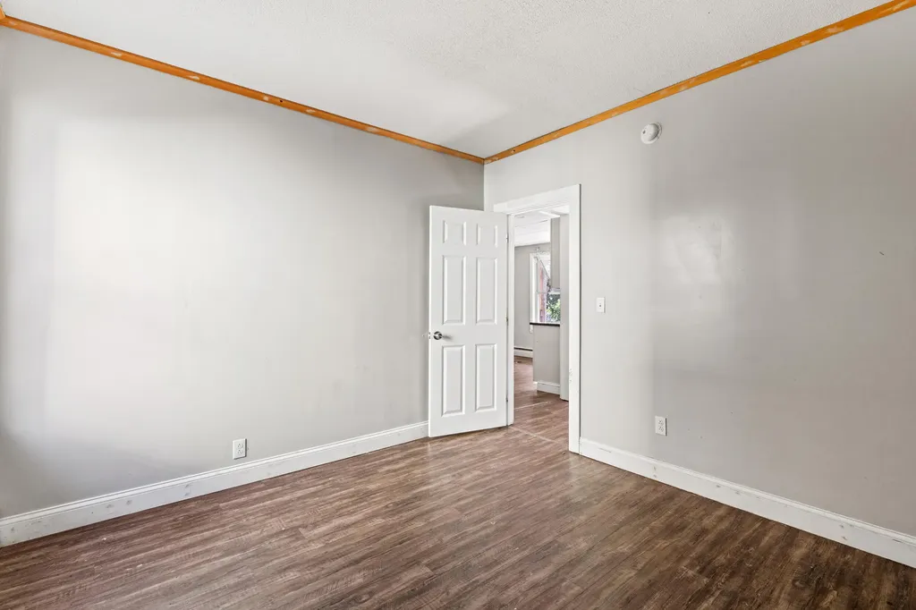 174 Bartlett Street Lewiston ME 04240