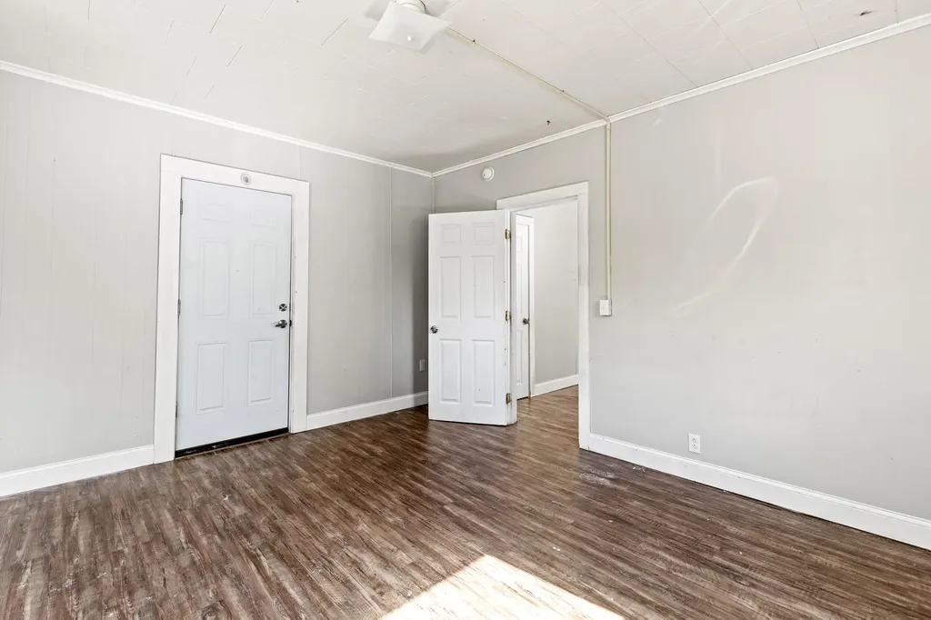 174 Bartlett Street Lewiston ME 04240