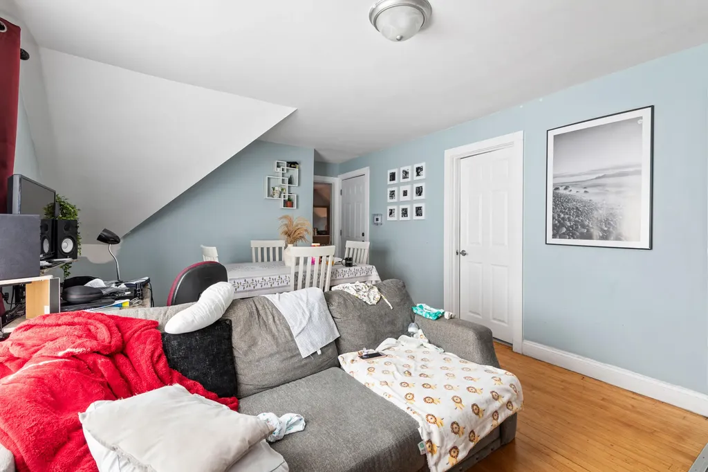 174 Bartlett Street Lewiston ME 04240