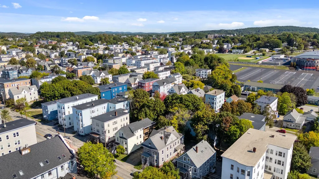 174 Bartlett Street Lewiston ME 04240