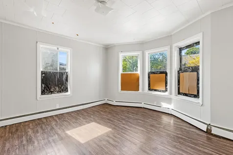 174 Bartlett Street Lewiston ME 04240