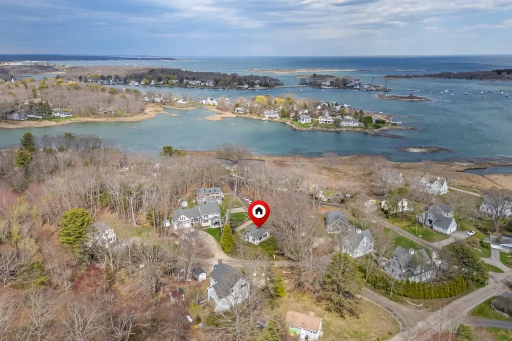 6 Perkins Lane Kennebunkport ME 04046