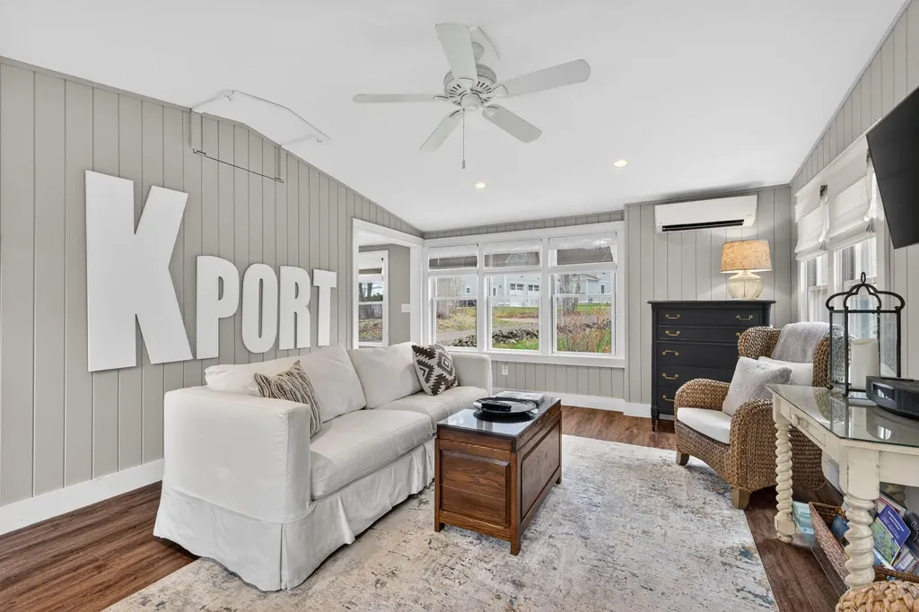 6 Perkins Lane Kennebunkport ME 04046