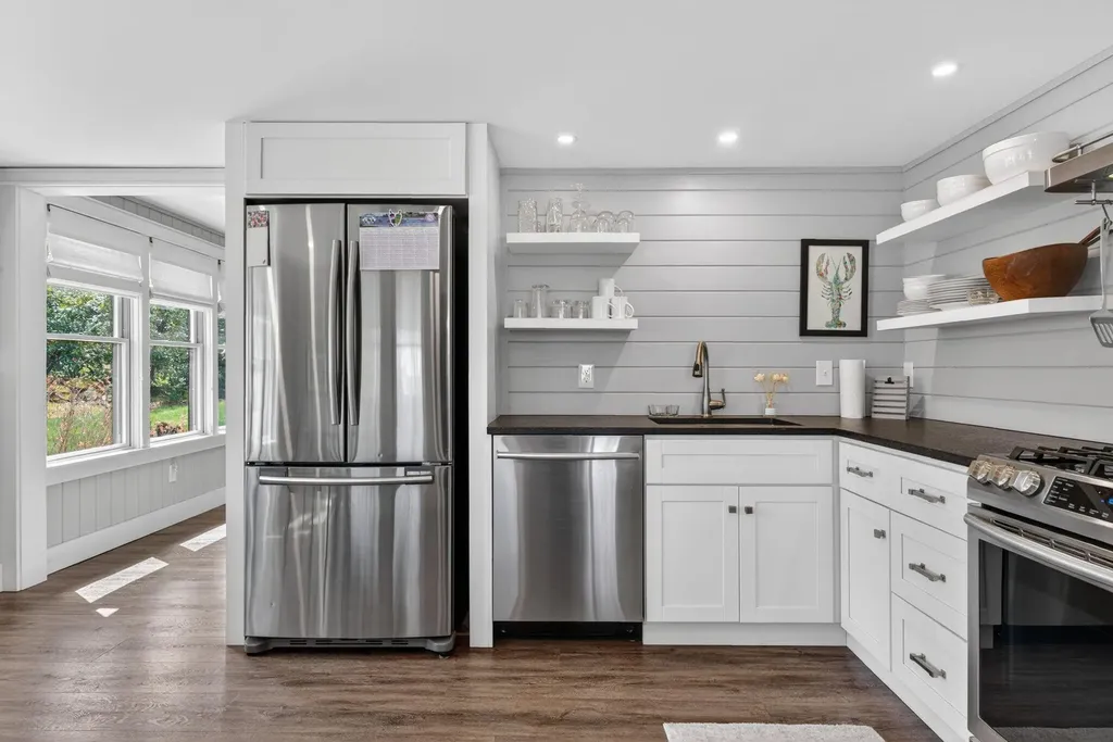 6 Perkins Lane Kennebunkport ME 04046