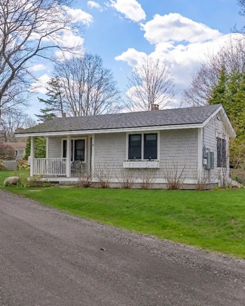 6 Perkins Lane Kennebunkport ME 04046