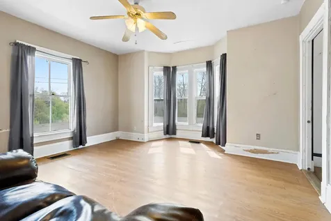 149 Pleasant Street Rockland ME 04841